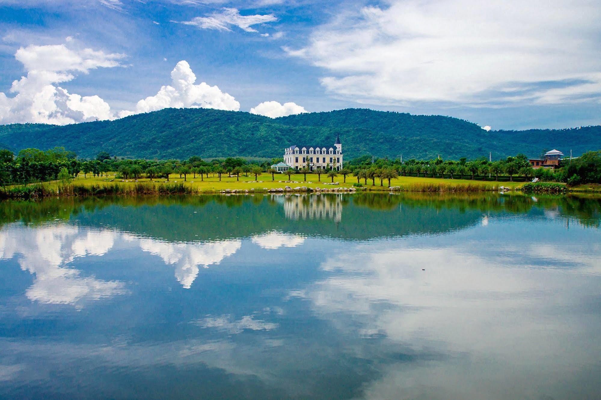 Chateau De Khaoyai Hotel & Resort Pak Chong Eksteriør billede
